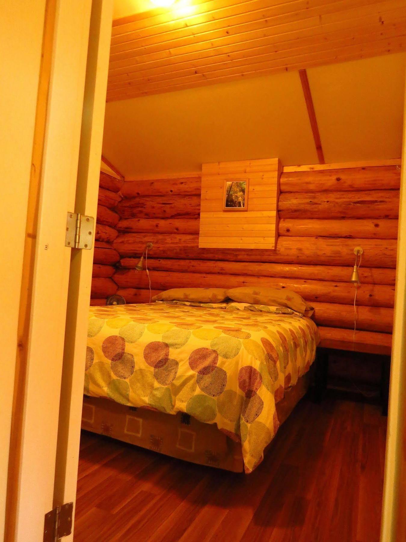 Cedar Haven Cabins And Resort Clearwater Exterior foto